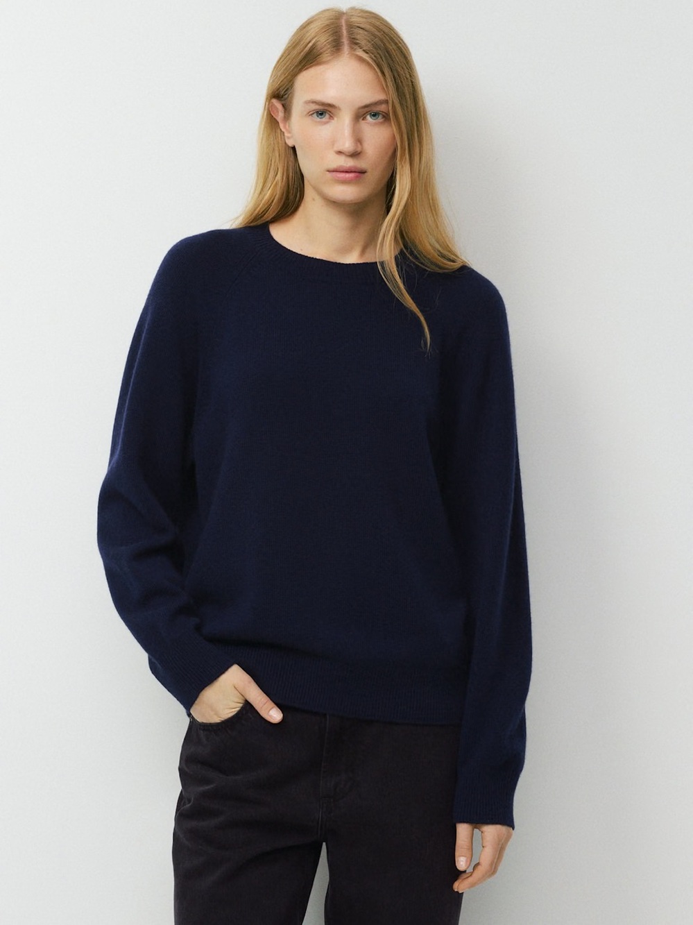 BNWT $168 Aritzia Cashmere/Wool Sweater